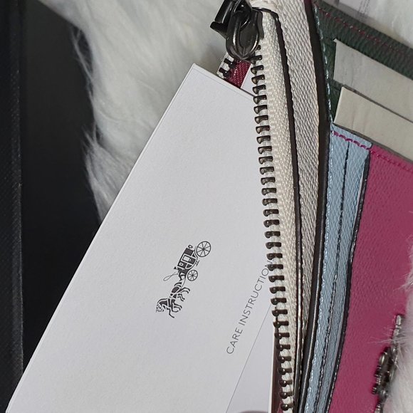 Coach NWT Large Leather Card Case Zipper Wallet Colorblock - Picture 5 of 12